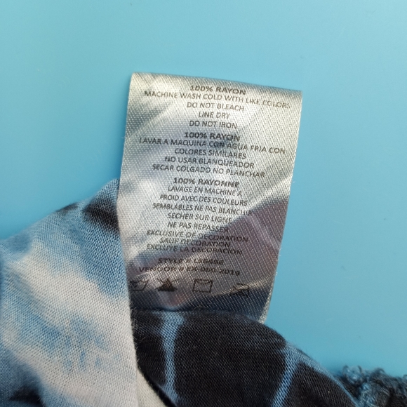 Dreamsicle Junior Size Medium Cropped Tie Dye Short Sleeve Shirt Green Blue Blk - Picture 7 of 12